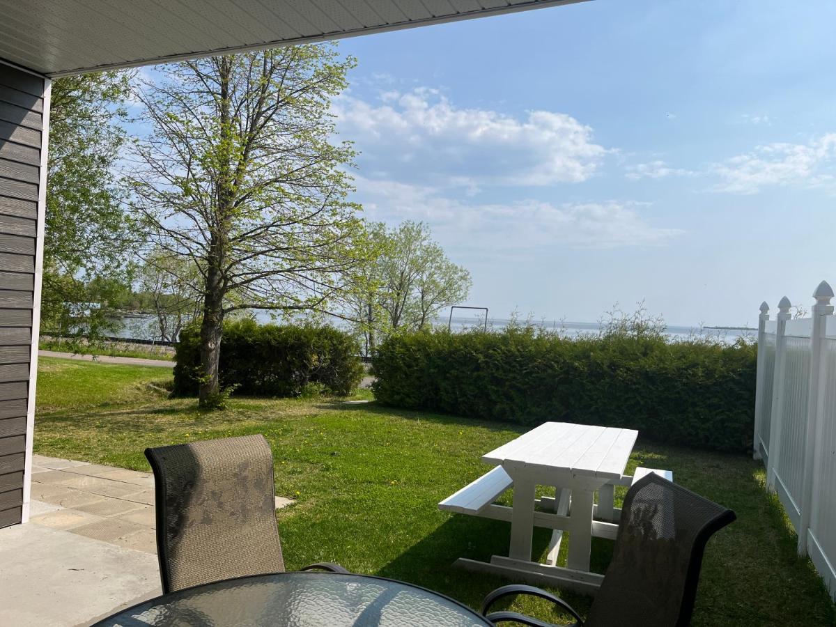 Auberge Lac St-Jean Phase 2 Roberval Bagian luar foto
